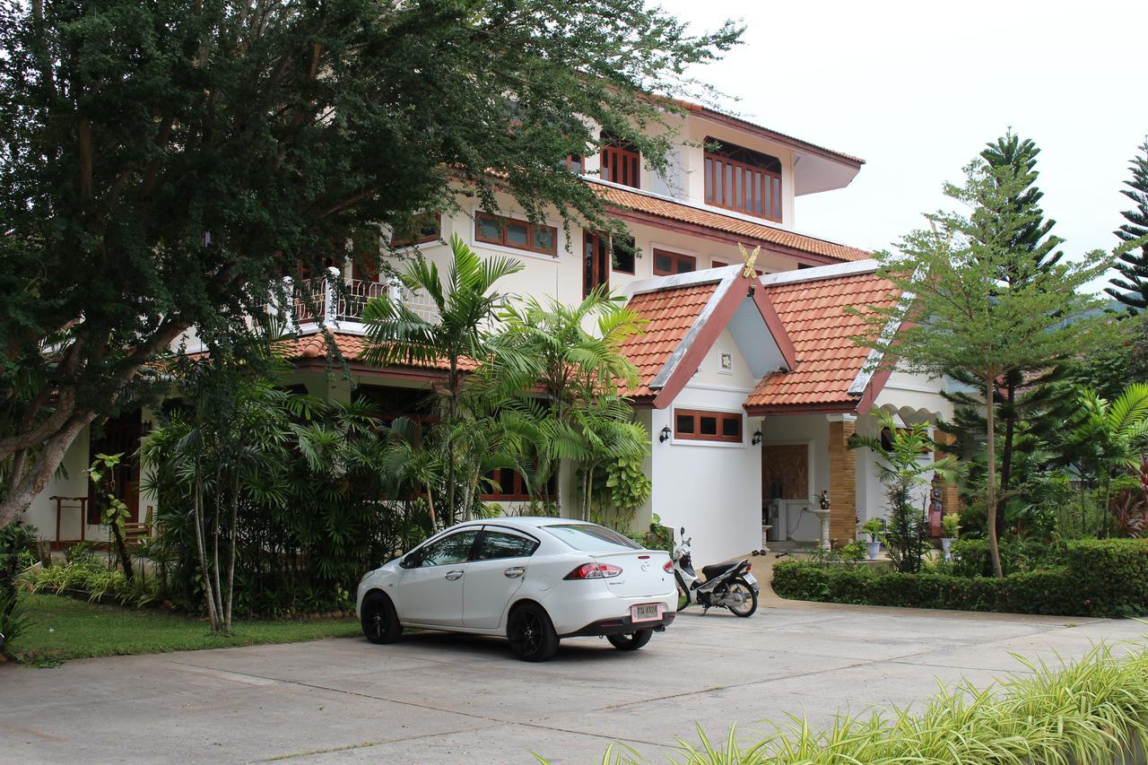 Nai Harn Brodie Rawai Resort מראה חיצוני תמונה