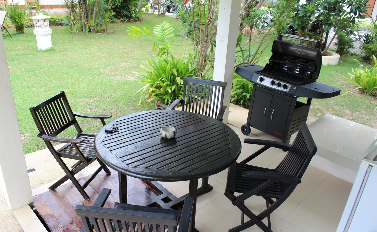 Nai Harn Brodie Rawai Resort מראה חיצוני תמונה