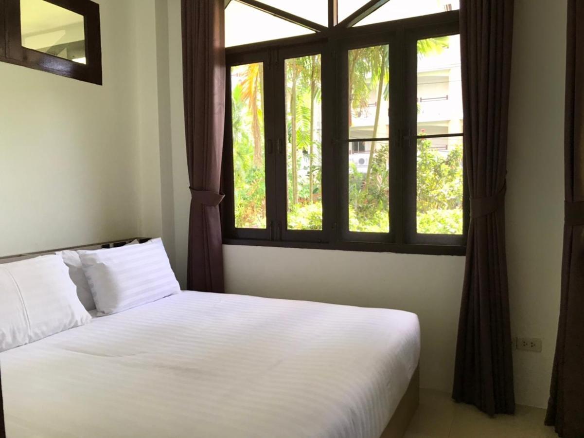 Nai Harn Brodie Rawai Resort מראה חיצוני תמונה