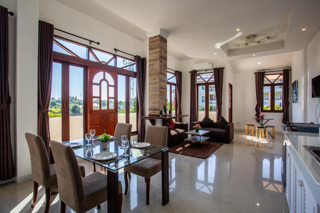 Nai Harn Brodie Rawai Resort מראה חיצוני תמונה