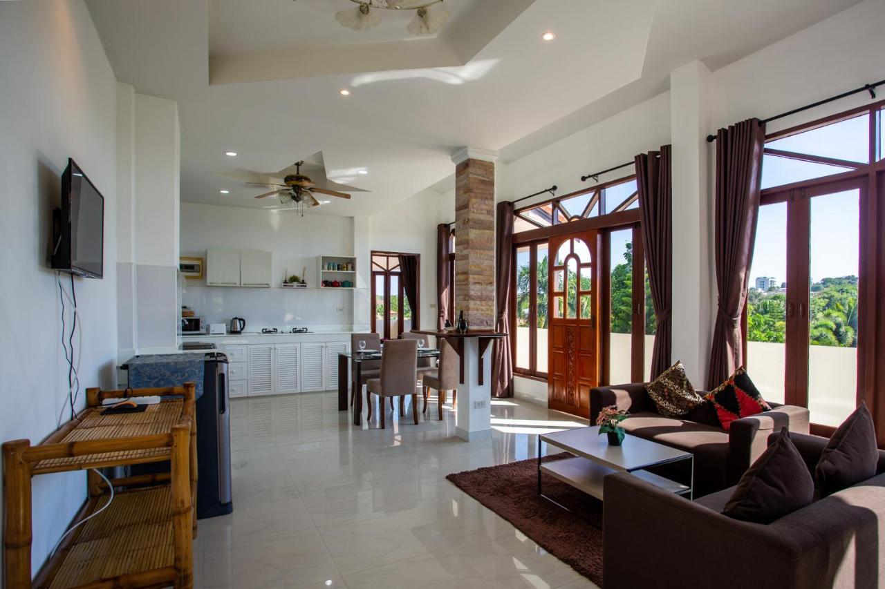 Nai Harn Brodie Rawai Resort מראה חיצוני תמונה